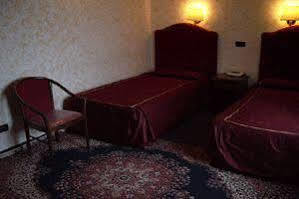 Flaminius Hotel 3*